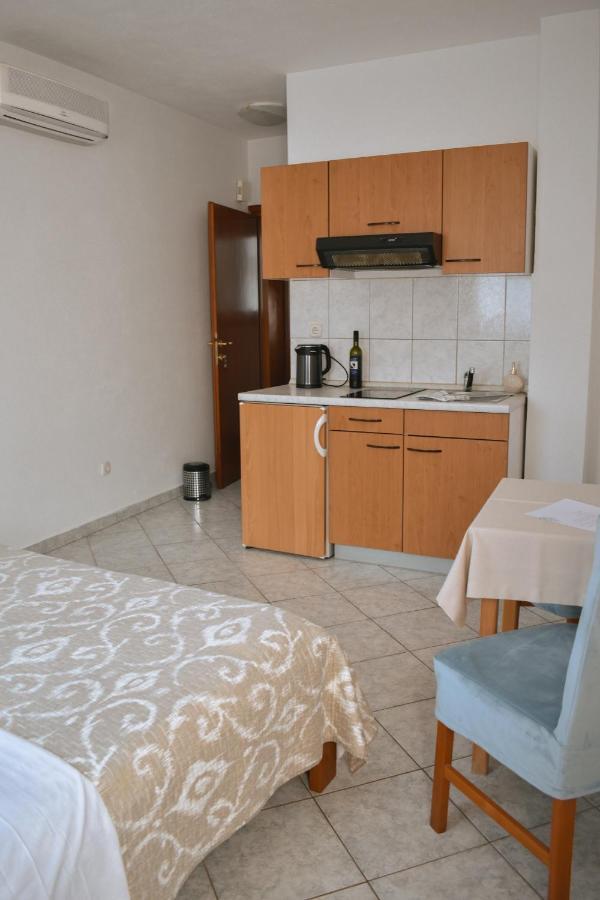 Garden House Vodice Apartment Bagian luar foto
